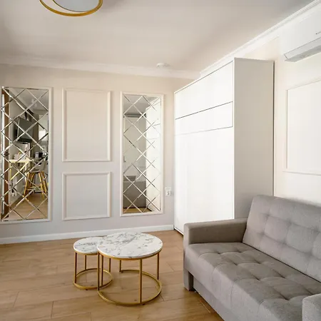 Ventuno Apartment *